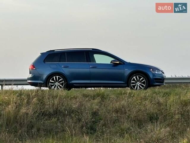 Синий Фольксваген Гольф, объемом двигателя 1.8 л и пробегом 151 тыс. км за 12700 $, фото 1 на Automoto.ua