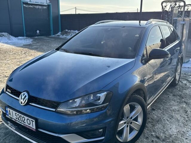 Синий Фольксваген Гольф, объемом двигателя 1.8 л и пробегом 130 тыс. км за 15200 $, фото 1 на Automoto.ua