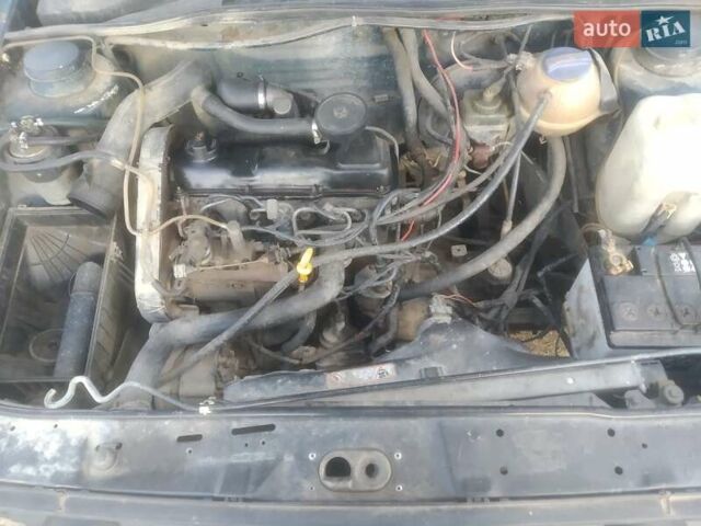 Зеленый Фольксваген Гольф, объемом двигателя 1.6 л и пробегом 400 тыс. км за 780 $, фото 1 на Automoto.ua