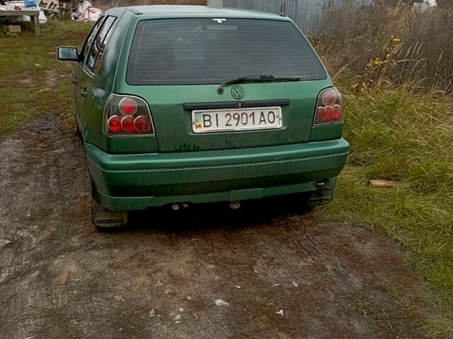 Зелений Фольксваген Гольф, об'ємом двигуна 1.9 л та пробігом 300 тис. км за 1999 $, фото 1 на Automoto.ua