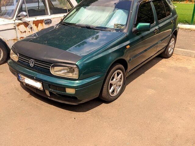 Зеленый Фольксваген Гольф, объемом двигателя 1.8 л и пробегом 360 тыс. км за 1900 $, фото 1 на Automoto.ua