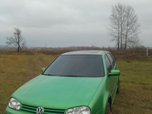 Зеленый Фольксваген Гольф, объемом двигателя 1.9 л и пробегом 38 тыс. км за 3800 $, фото 1 на Automoto.ua