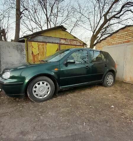 Зелений Фольксваген Гольф, об'ємом двигуна 1.4 л та пробігом 317 тис. км за 3000 $, фото 1 на Automoto.ua