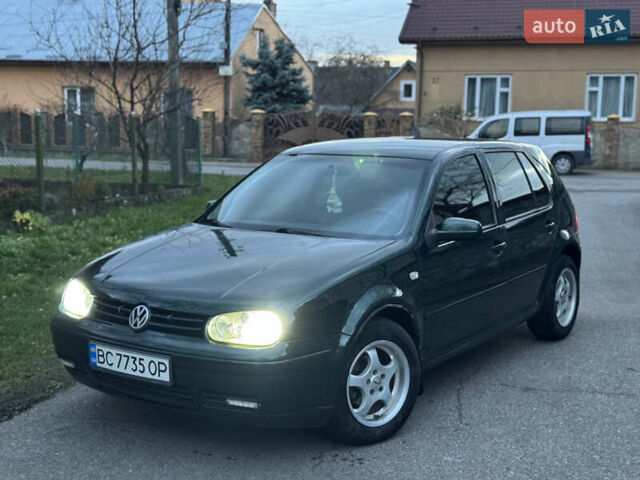 Зеленый Фольксваген Гольф, объемом двигателя 1.4 л и пробегом 366 тыс. км за 2850 $, фото 1 на Automoto.ua