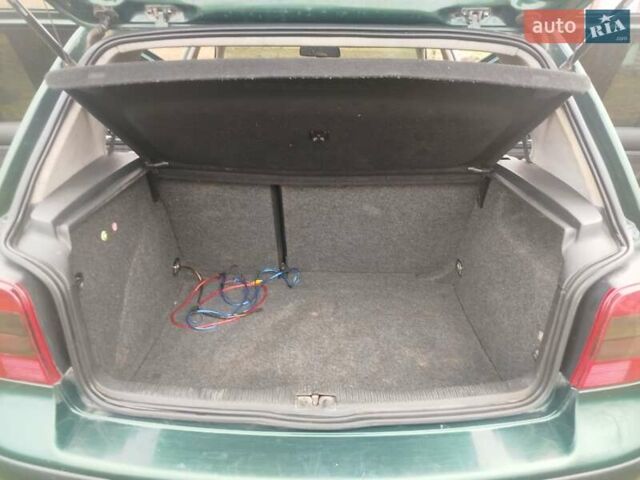 Зеленый Фольксваген Гольф, объемом двигателя 1.9 л и пробегом 323 тыс. км за 3600 $, фото 1 на Automoto.ua