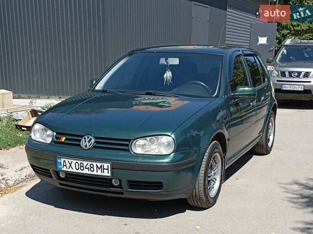Зелений Фольксваген Гольф, об'ємом двигуна 1.4 л та пробігом 285 тис. км за 3700 $, фото 1 на Automoto.ua