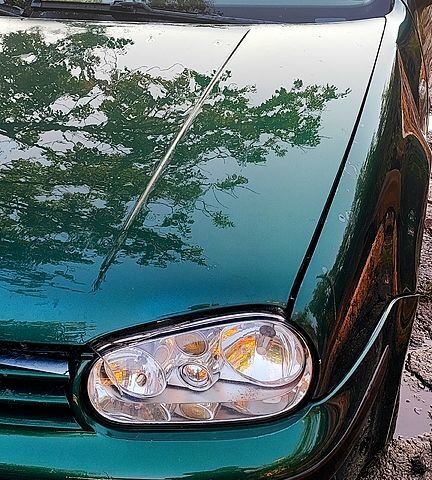 Зелений Фольксваген Гольф, об'ємом двигуна 1.4 л та пробігом 120 тис. км за 1145 $, фото 1 на Automoto.ua