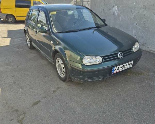 Фольксваген Гольф 1999 у Києві на Automoto.ua Зелений Фольксваген Гольф, об'ємом двигуна 1.4 л та пробігом 420 тис. км за 3400 $, фото 1 на Automoto.ua