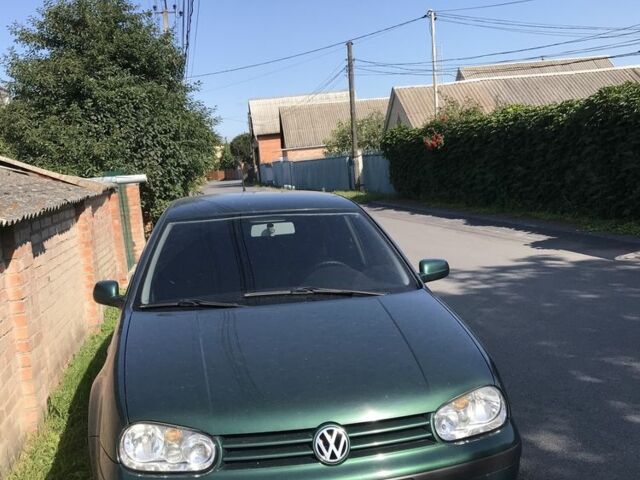 Зелений Фольксваген Гольф, об'ємом двигуна 1.4 л та пробігом 330 тис. км за 3670 $, фото 1 на Automoto.ua