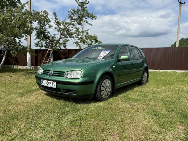 Зеленый Фольксваген Гольф, объемом двигателя 1.4 л и пробегом 201 тыс. км за 3650 $, фото 1 на Automoto.ua