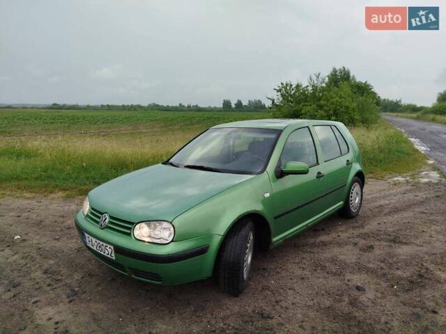 Зелений Фольксваген Гольф, об'ємом двигуна 1.9 л та пробігом 256 тис. км за 1800 $, фото 1 на Automoto.ua