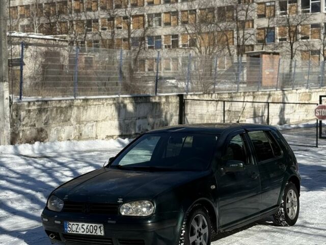 Зеленый Фольксваген Гольф, объемом двигателя 1.9 л и пробегом 199 тыс. км за 2100 $, фото 1 на Automoto.ua