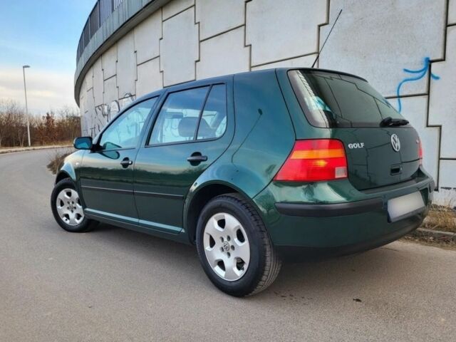 Зелений Фольксваген Гольф, об'ємом двигуна 1.9 л та пробігом 248 тис. км за 1000 $, фото 1 на Automoto.ua