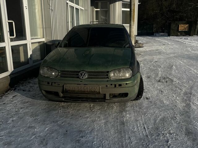 Зеленый Фольксваген Гольф, объемом двигателя 1.4 л и пробегом 358 тыс. км за 2533 $, фото 1 на Automoto.ua