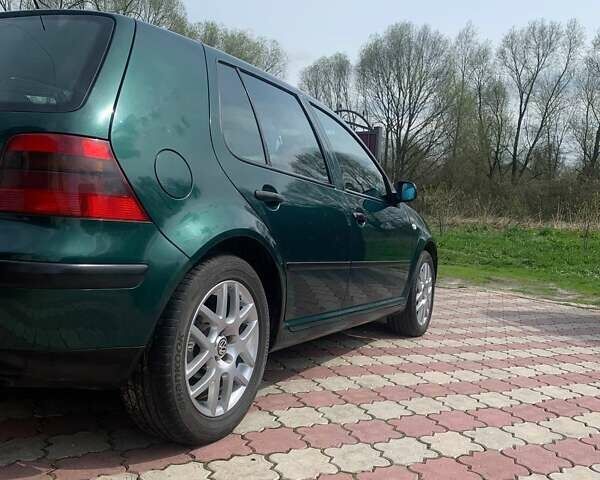Зелений Фольксваген Гольф, об'ємом двигуна 1.4 л та пробігом 187 тис. км за 4700 $, фото 1 на Automoto.ua