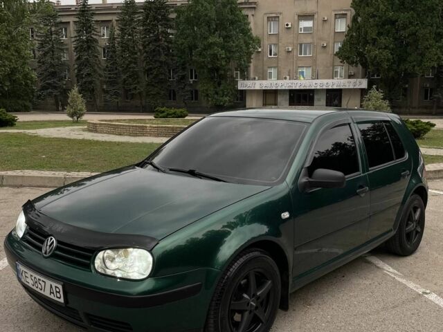 Зелений Фольксваген Гольф, об'ємом двигуна 1.6 л та пробігом 246 тис. км за 3650 $, фото 1 на Automoto.ua