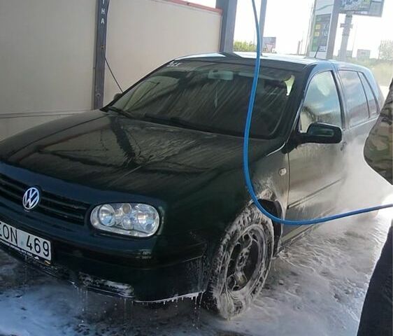 Зелений Фольксваген Гольф, об'ємом двигуна 1.9 л та пробігом 450 тис. км за 523 $, фото 1 на Automoto.ua