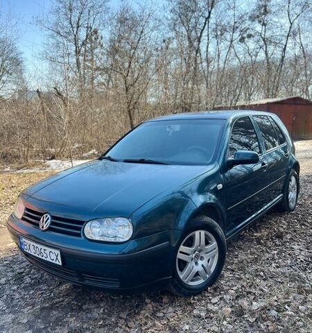 Зеленый Фольксваген Гольф, объемом двигателя 1.4 л и пробегом 273 тыс. км за 3600 $, фото 1 на Automoto.ua