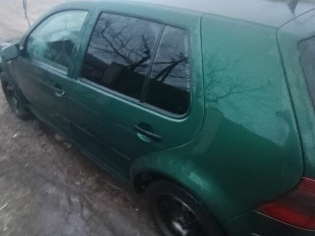 Зелений Фольксваген Гольф, об'ємом двигуна 0 л та пробігом 384 тис. км за 1500 $, фото 1 на Automoto.ua