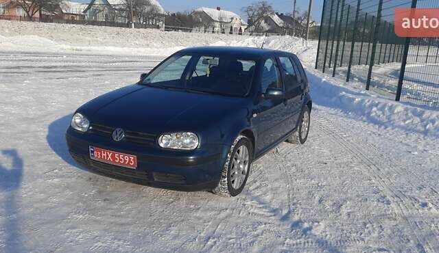 Зеленый Фольксваген Гольф, объемом двигателя 1.6 л и пробегом 180 тыс. км за 4350 $, фото 1 на Automoto.ua