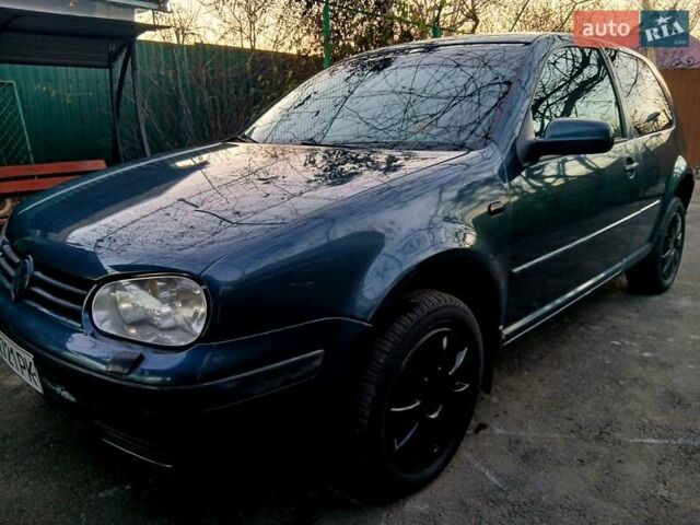 Зеленый Фольксваген Гольф, объемом двигателя 1.9 л и пробегом 312 тыс. км за 3500 $, фото 1 на Automoto.ua