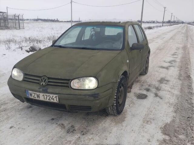 Зеленый Фольксваген Гольф, объемом двигателя 1.9 л и пробегом 1 тыс. км за 2100 $, фото 1 на Automoto.ua