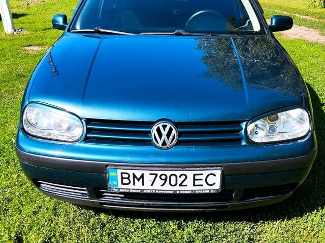 Зеленый Фольксваген Гольф, объемом двигателя 1.6 л и пробегом 225 тыс. км за 4700 $, фото 1 на Automoto.ua