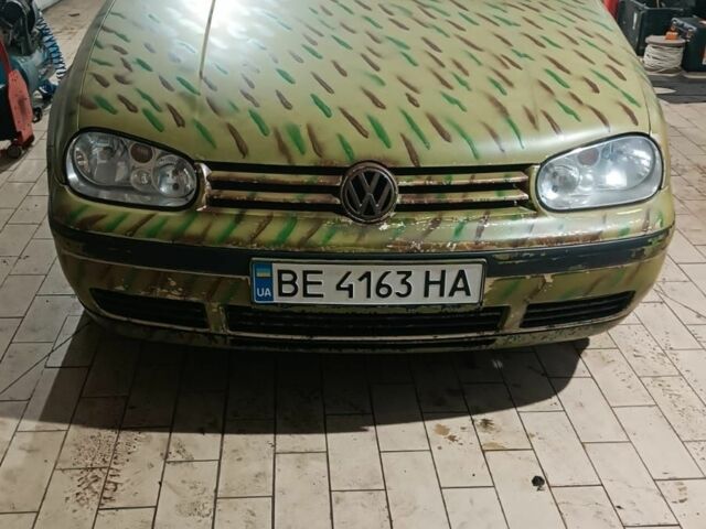 Зелений Фольксваген Гольф, об'ємом двигуна 1.4 л та пробігом 423 тис. км за 2366 $, фото 1 на Automoto.ua