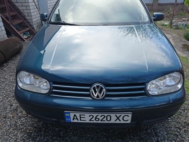 Зеленый Фольксваген Гольф, объемом двигателя 1.6 л и пробегом 270 тыс. км за 4300 $, фото 1 на Automoto.ua