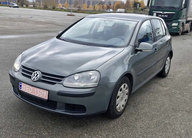 Зеленый Фольксваген Гольф, объемом двигателя 1.6 л и пробегом 197 тыс. км за 5700 $, фото 1 на Automoto.ua