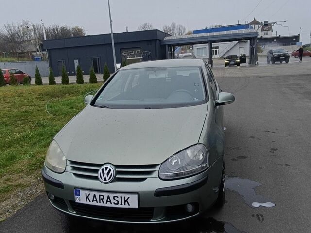 Зеленый Фольксваген Гольф, объемом двигателя 1.6 л и пробегом 232 тыс. км за 5700 $, фото 1 на Automoto.ua