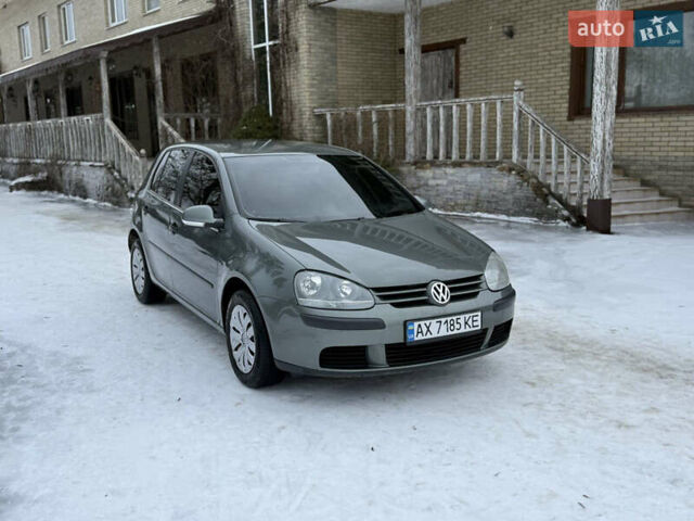 Зелений Фольксваген Гольф, об'ємом двигуна 1.39 л та пробігом 270 тис. км за 4500 $, фото 1 на Automoto.ua
