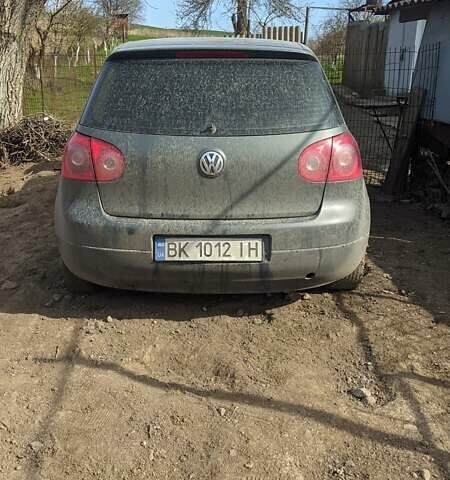 Зелений Фольксваген Гольф, об'ємом двигуна 1.6 л та пробігом 204 тис. км за 2500 $, фото 1 на Automoto.ua
