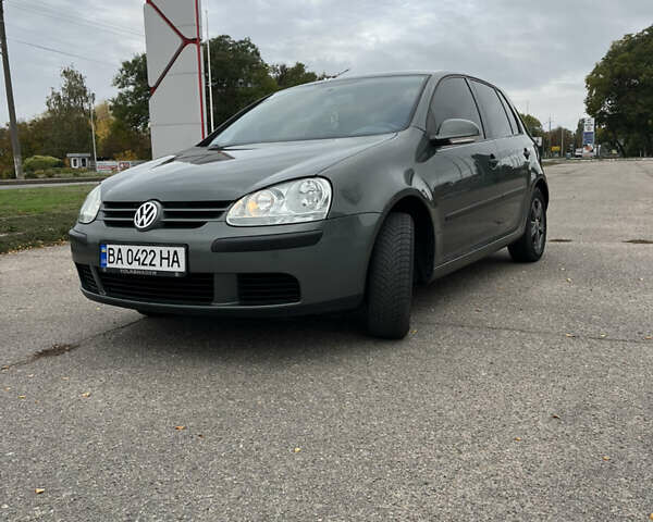 Фольксваген Гольф 2004 у Кропивницькому (Кіровограді) на Automoto.ua Зелений Фольксваген Гольф, об'ємом двигуна 1.4 л та пробігом 238 тис. км за 5999 $, фото 1 на Automoto.ua