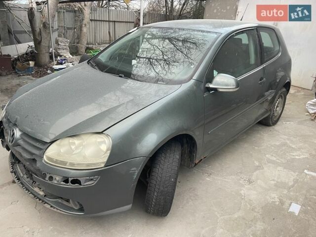Зеленый Фольксваген Гольф, объемом двигателя 1.6 л и пробегом 269 тыс. км за 2500 $, фото 1 на Automoto.ua