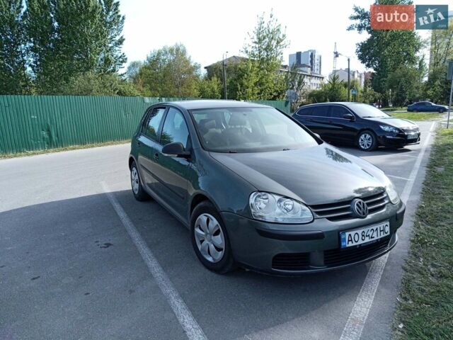 Зеленый Фольксваген Гольф, объемом двигателя 1.9 л и пробегом 366 тыс. км за 4700 $, фото 1 на Automoto.ua