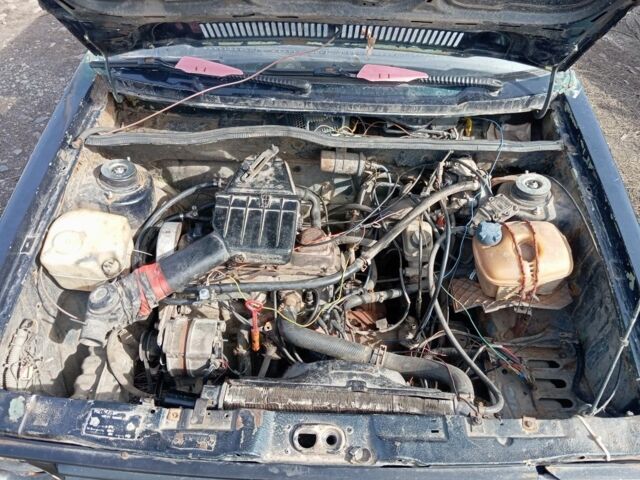 Зелений Фольксваген Гольф, об'ємом двигуна 0 л та пробігом 235 тис. км за 286 $, фото 1 на Automoto.ua