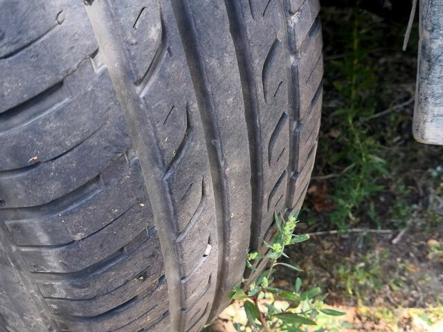 Зеленый Фольксваген Гольф, объемом двигателя 1.8 л и пробегом 350 тыс. км за 840 $, фото 1 на Automoto.ua