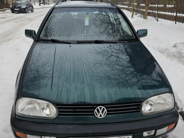 Зелений Фольксваген Гольф, об'ємом двигуна 1.9 л та пробігом 360 тис. км за 2556 $, фото 1 на Automoto.ua