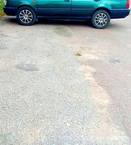 Зеленый Фольксваген Гольф, объемом двигателя 1.4 л и пробегом 320 тыс. км за 2300 $, фото 1 на Automoto.ua