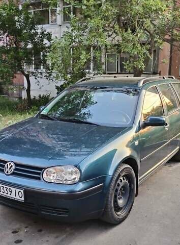 Зеленый Фольксваген Гольф, объемом двигателя 1.6 л и пробегом 215 тыс. км за 4700 $, фото 1 на Automoto.ua