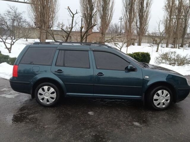 Зелений Фольксваген Гольф, об'ємом двигуна 1.6 л та пробігом 240 тис. км за 3650 $, фото 1 на Automoto.ua