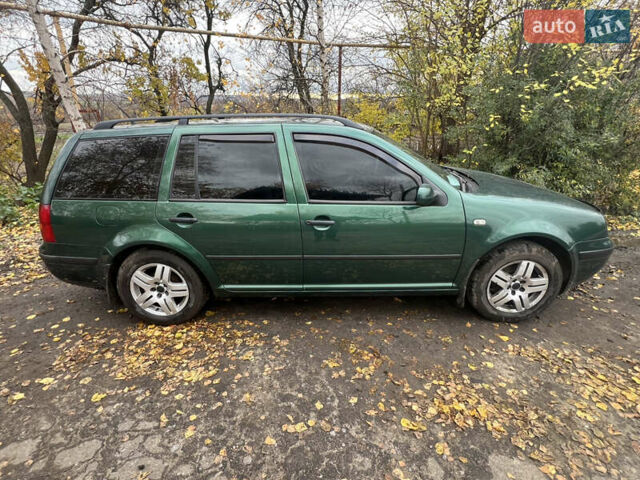 Зеленый Фольксваген Гольф, объемом двигателя 1.6 л и пробегом 382 тыс. км за 3850 $, фото 1 на Automoto.ua