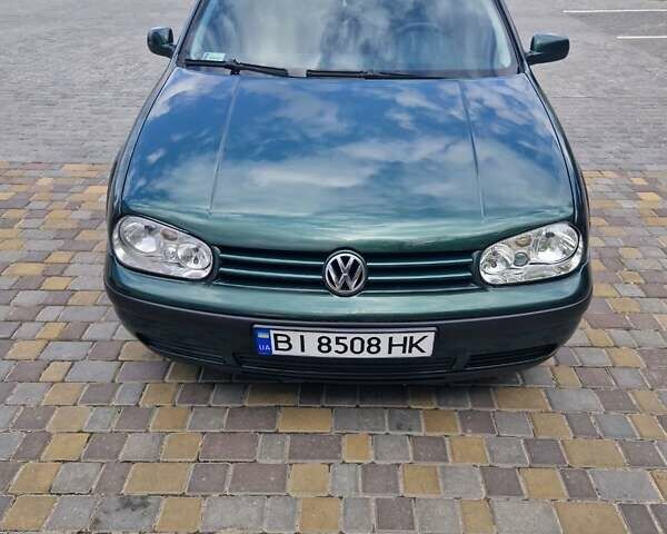 Зеленый Фольксваген Гольф, объемом двигателя 1.6 л и пробегом 254 тыс. км за 4500 $, фото 1 на Automoto.ua