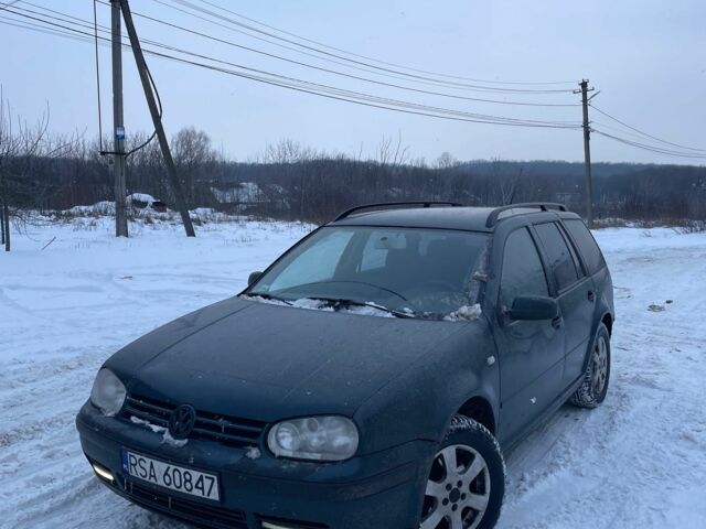 Зеленый Фольксваген Гольф, объемом двигателя 0 л и пробегом 300 тыс. км за 1900 $, фото 1 на Automoto.ua