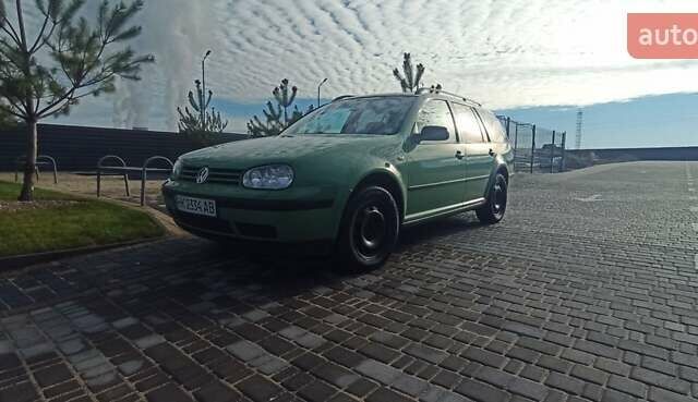 Зеленый Фольксваген Гольф, объемом двигателя 1.9 л и пробегом 366 тыс. км за 4500 $, фото 1 на Automoto.ua