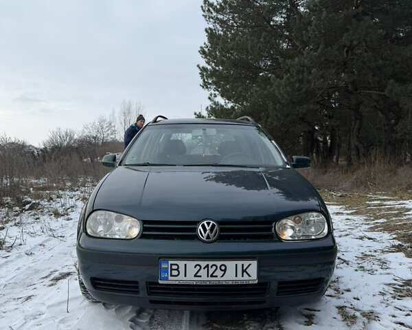 Зелений Фольксваген Гольф, об'ємом двигуна 1.39 л та пробігом 193 тис. км за 5400 $, фото 1 на Automoto.ua