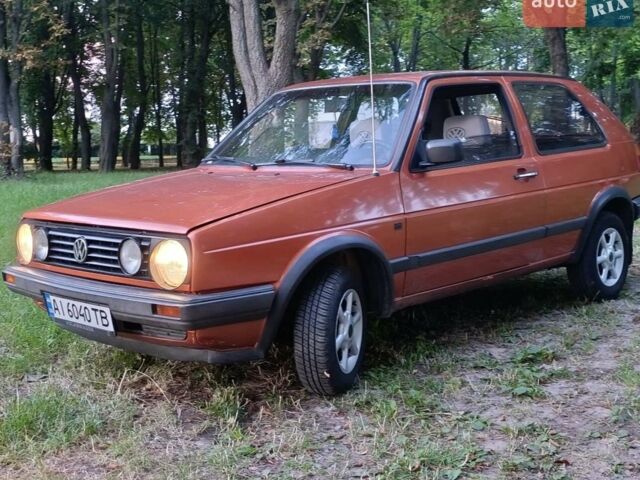 Помаранчевий Фольксваген Гольф, об'ємом двигуна 1.6 л та пробігом 530 тис. км за 3500 $, фото 1 на Automoto.ua