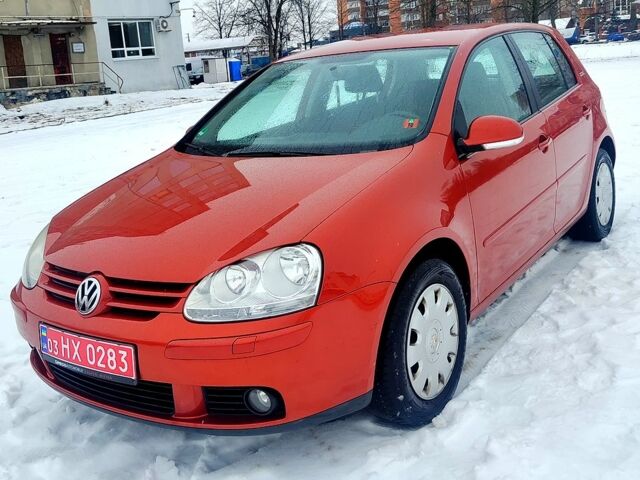 Оранжевый Фольксваген Гольф, объемом двигателя 1.4 л и пробегом 272 тыс. км за 5450 $, фото 1 на Automoto.ua