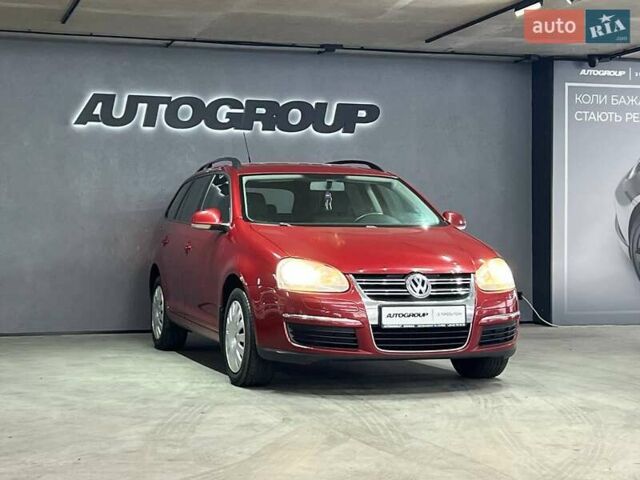 Оранжевый Фольксваген Гольф, объемом двигателя 1.6 л и пробегом 232 тыс. км за 6700 $, фото 1 на Automoto.ua